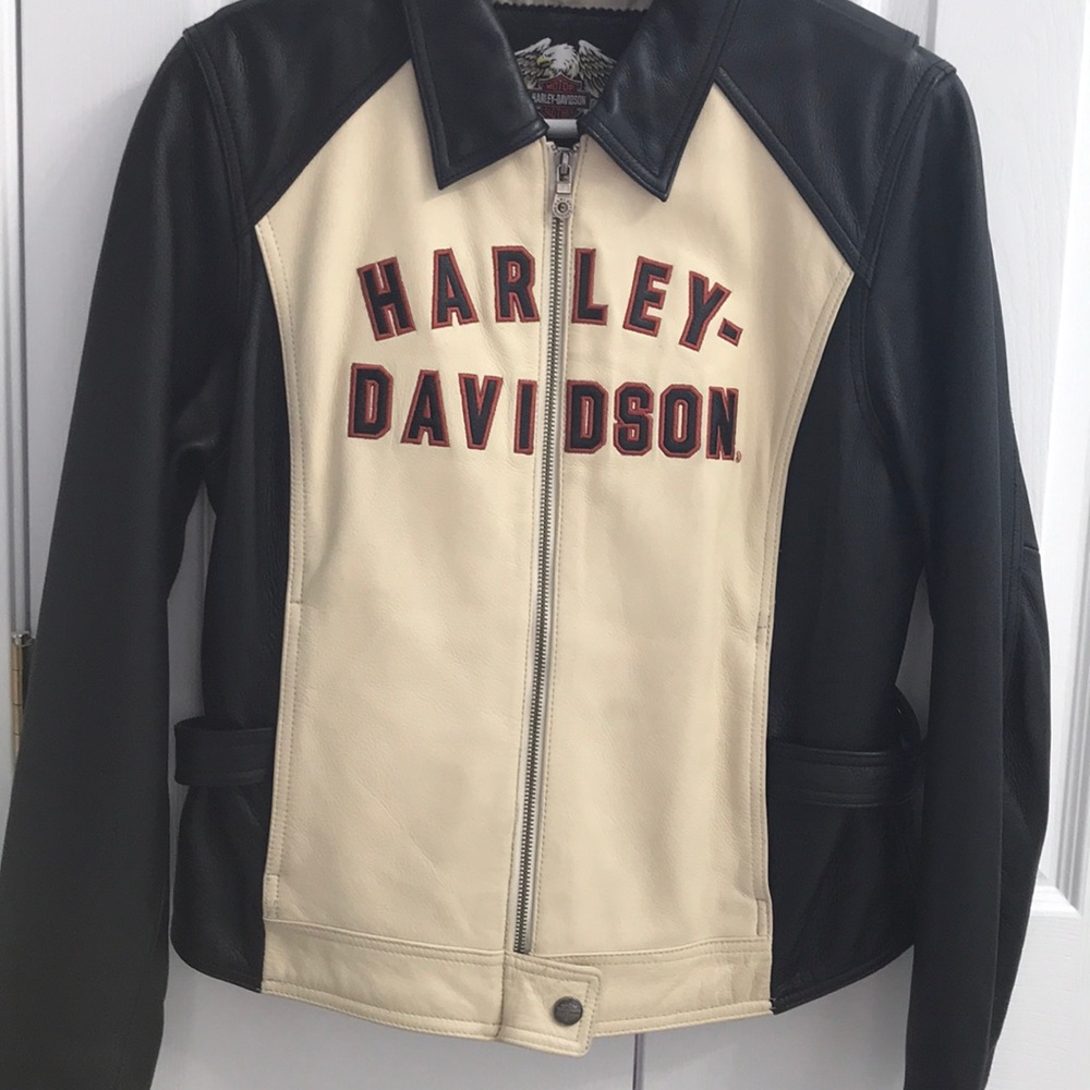 Women’s Authentic Harley Davidson Leather Jacket